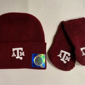 Newborn Texas A&M Beanie and Sock Set